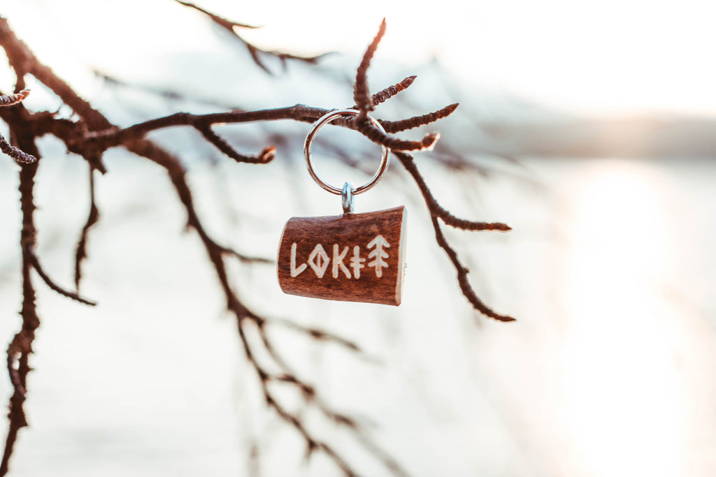 Simple antler name tag